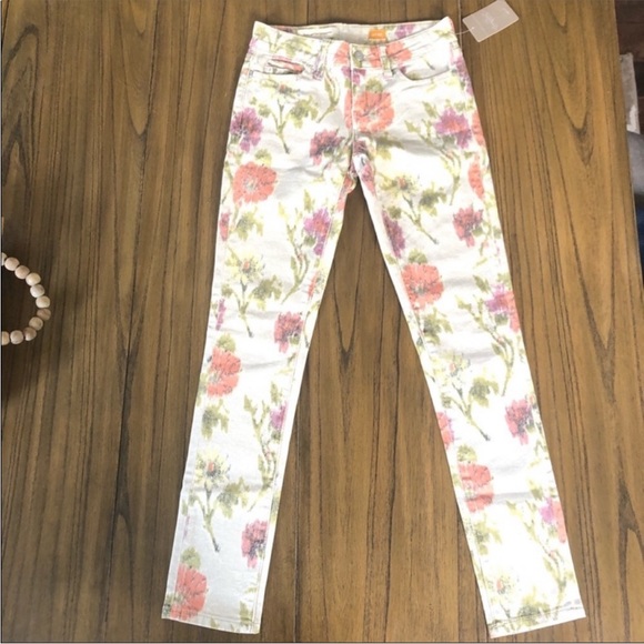 Anthropologie Denim - Anthropologie The STET slim ankle floral jeans